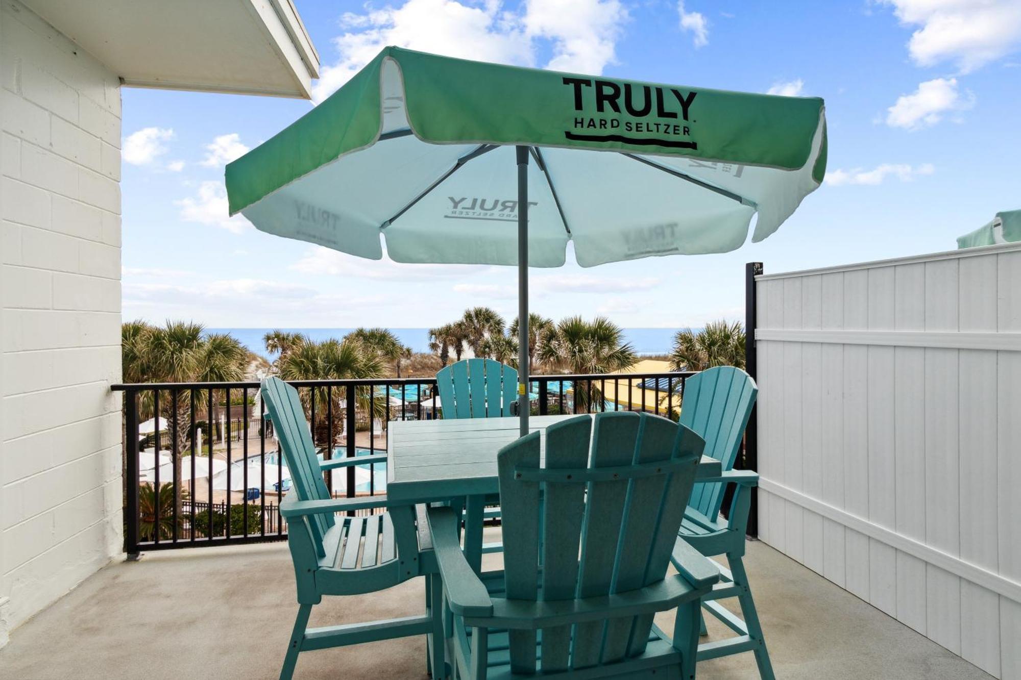 Seahorse Oceanfront Inn Neptune Beach Exterior foto