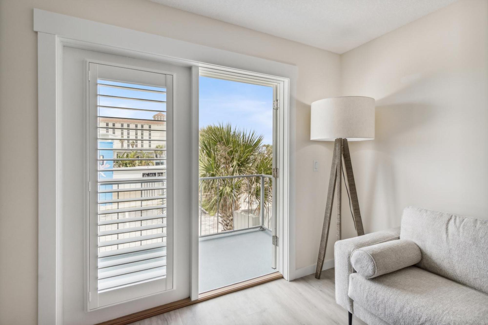 Seahorse Oceanfront Inn Neptune Beach Exterior foto